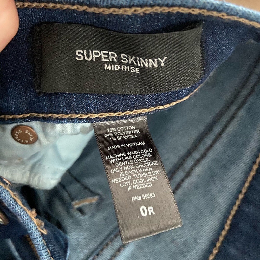 Jeans - Picture 4 of 4
